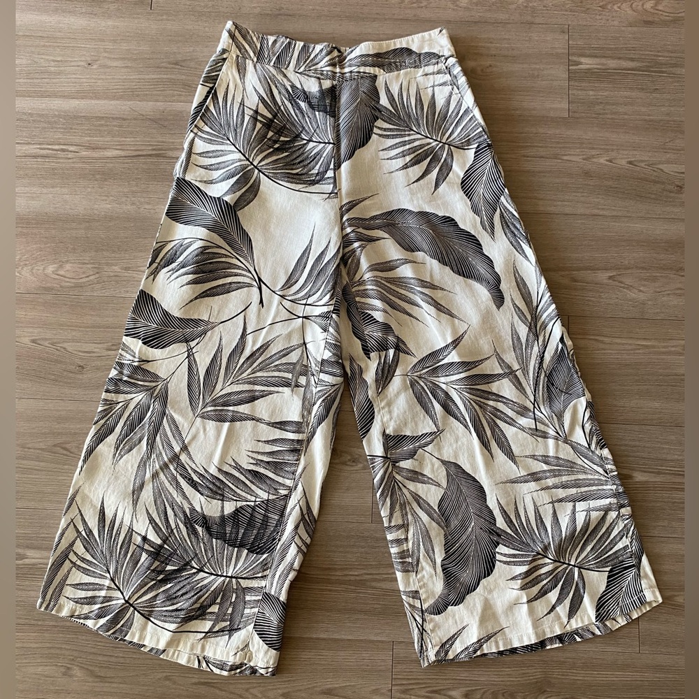 Tahari Pants Womens Medium Cream Floral Leaf Wide Leg Beach Mom